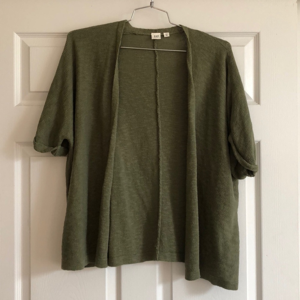GAP short sleeve sweater
